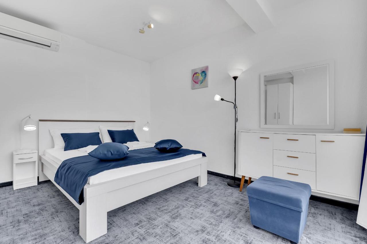 Apartments Lujnovic Makarska Zewnętrze zdjęcie